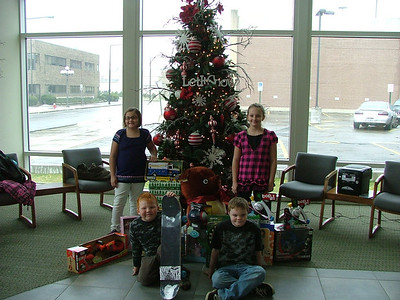 Not-Forgotten Box donors photo